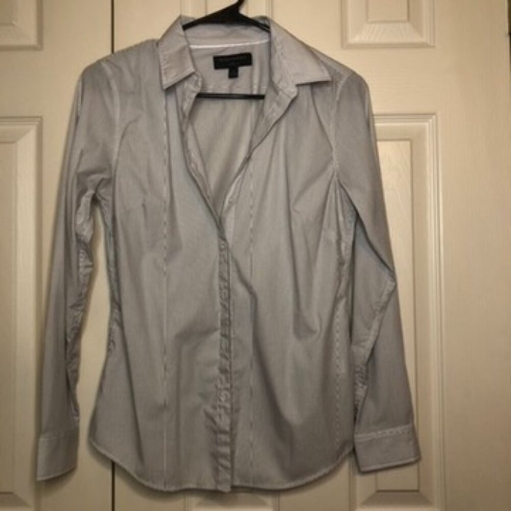 Tailored Fit Button Down Dress Shirt White Vertical Stripes